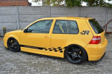 Maxton Design bočné prahové lišty VW Golf IV R32 - čierny lesklý